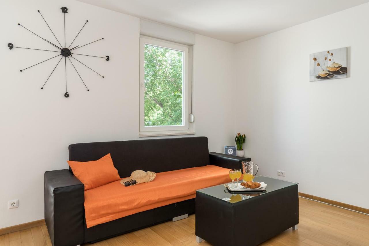 Apartment Marcela With Private Parking Split Exterior photo