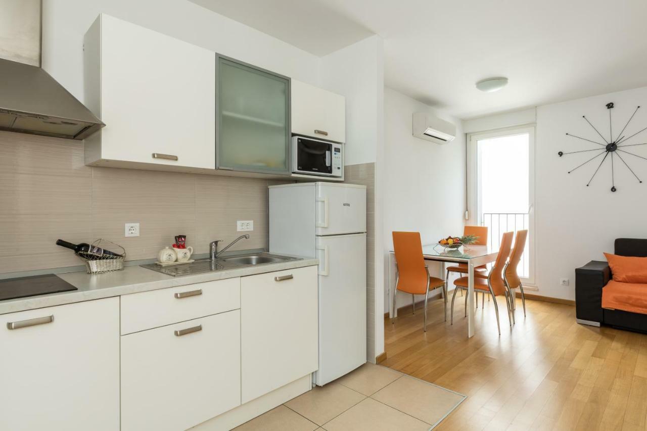 Apartment Marcela With Private Parking Split Exterior photo